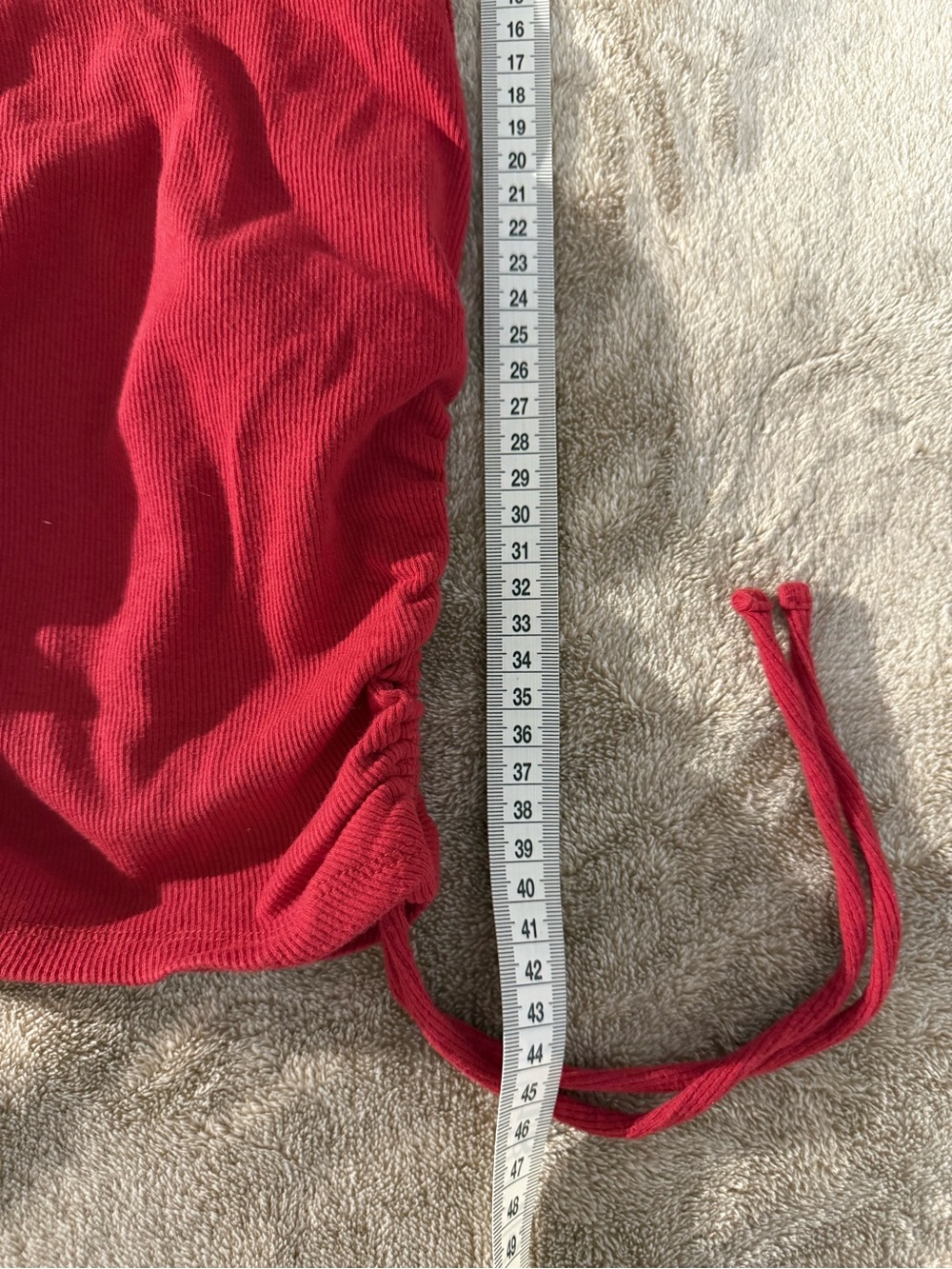 HOLLISTER - Red Ribbed Ruched Side-Tie Tank Top - Picture 3 of 4